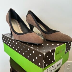 Kelly & Katie Tan and Black Heels